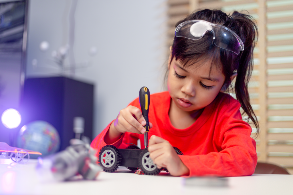 asia-students-learn-at-home-in-coding-robot-cars-a-2022-09-19-18-29-48-utc